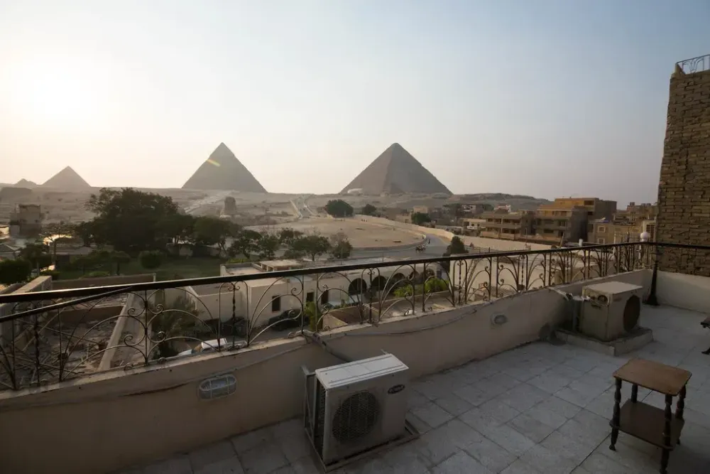 Roone Pyramids View Inn Pyramids View Inn | Oyster.com Hotel Photos