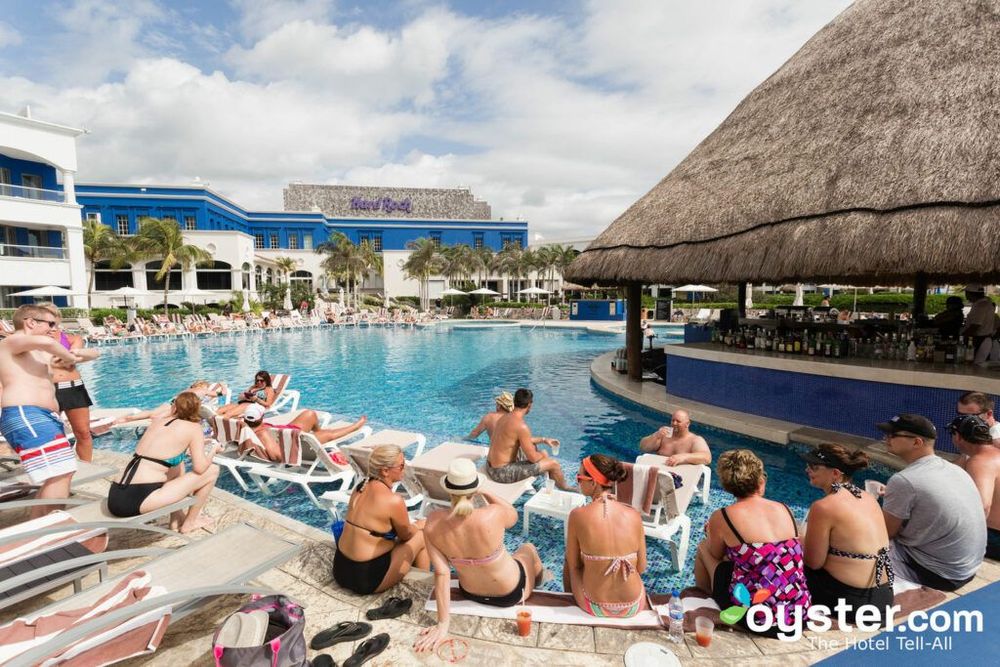 Best Swim-Up Bars at All-Inclusive Resorts in Mexico | Oyster.com