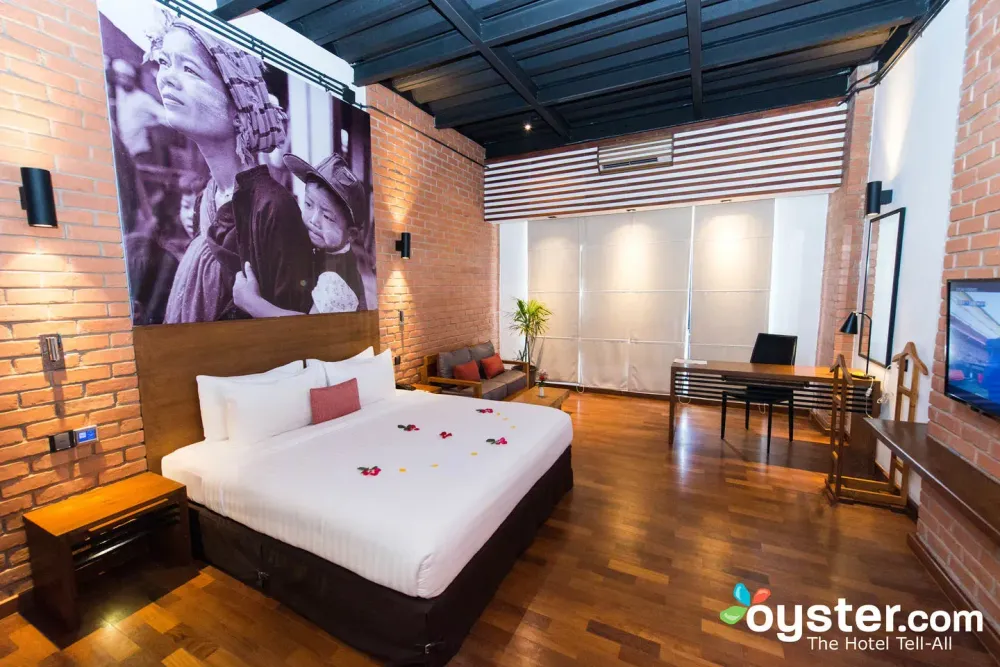 The Loft Hotel Review: What To REALLY Expect If You Stay