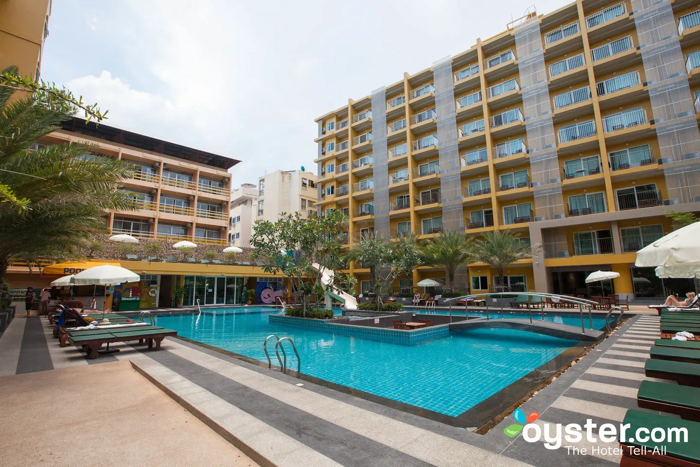 Bella Express Hotel Review: What To REALLY Expect If You Stay | Oyster.com