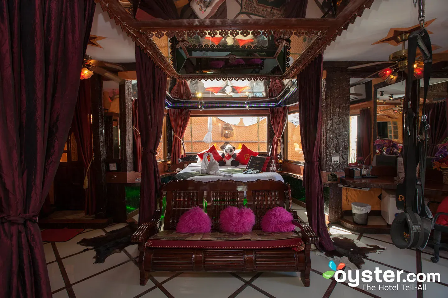 Penthouse Hotel Review: What To REALLY Expect If You Stay