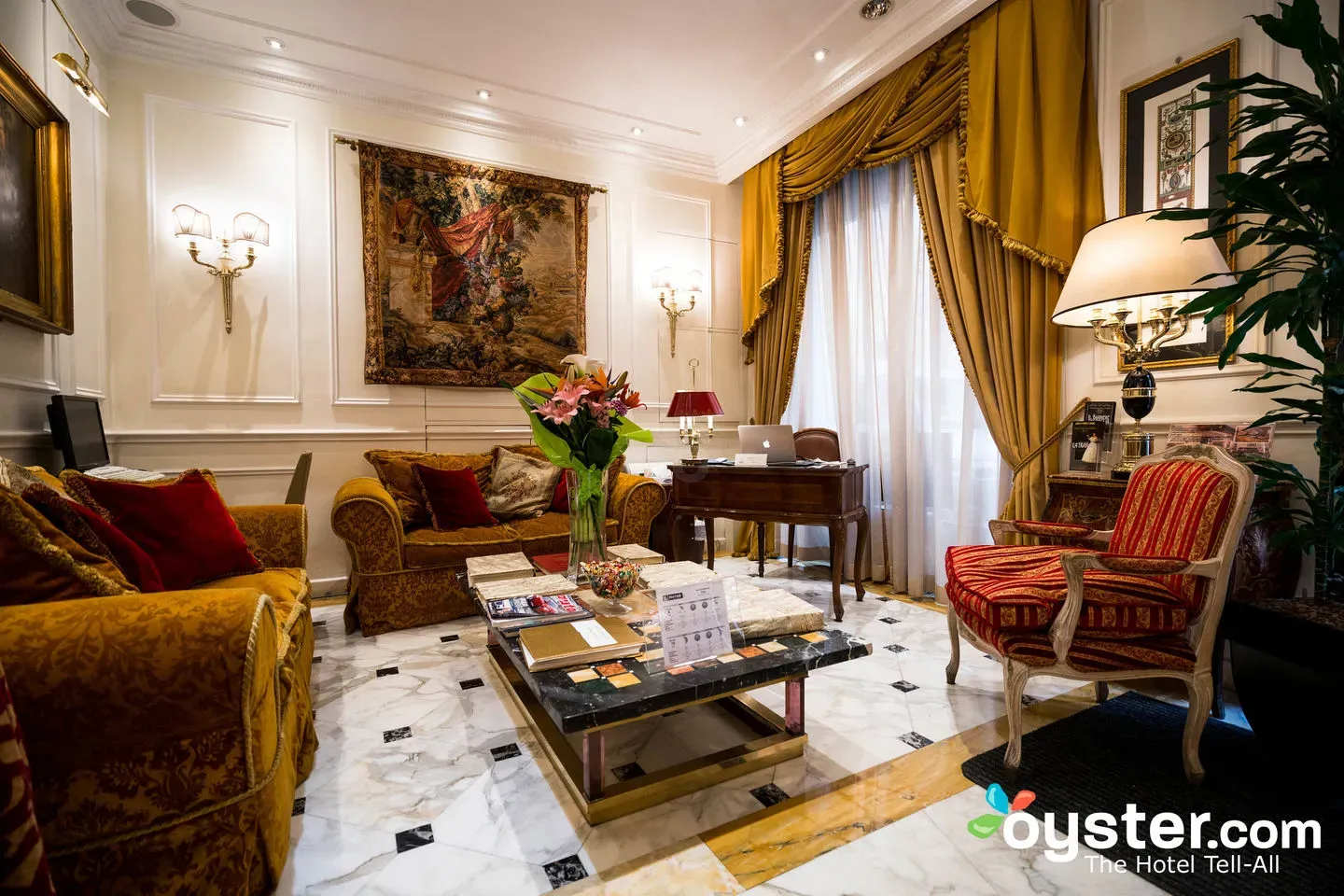 Condotti Hotel Review: What To REALLY Expect If You Stay | Oyster.com