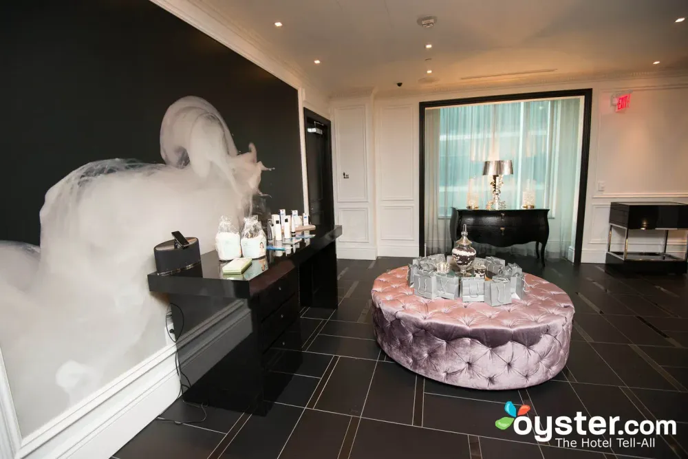 The St. Regis Toronto Review: What To REALLY Expect If You Stay