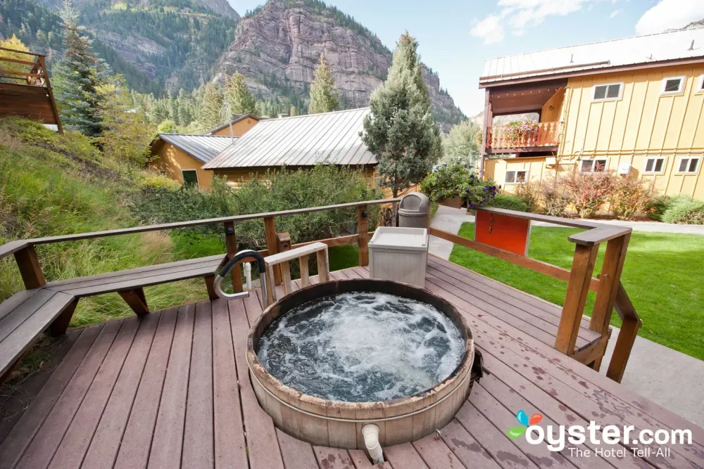 Box Canyon Lodge & Hot Springs Review: What To REALLY Expect If You ...