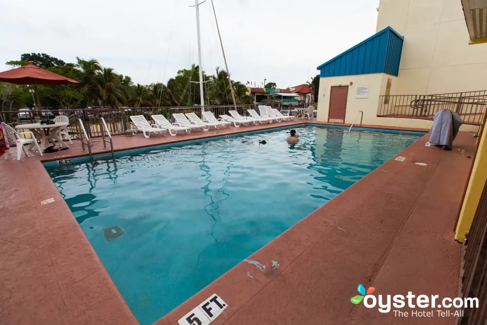 Key West Inn Review: What To REALLY Expect If You Stay | Oyster.com