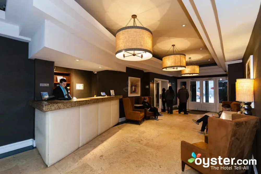 Amsterdam Court Hotel Review: What To REALLY Expect If You Stay