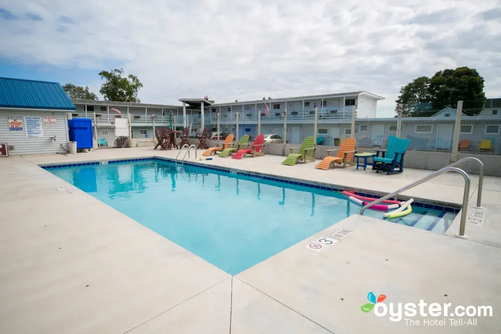 Baileys Harbor Hotels & Resorts | Oyster.com